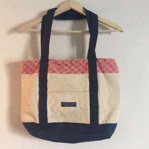 Vineyard vines special collection Delta Zeta bag